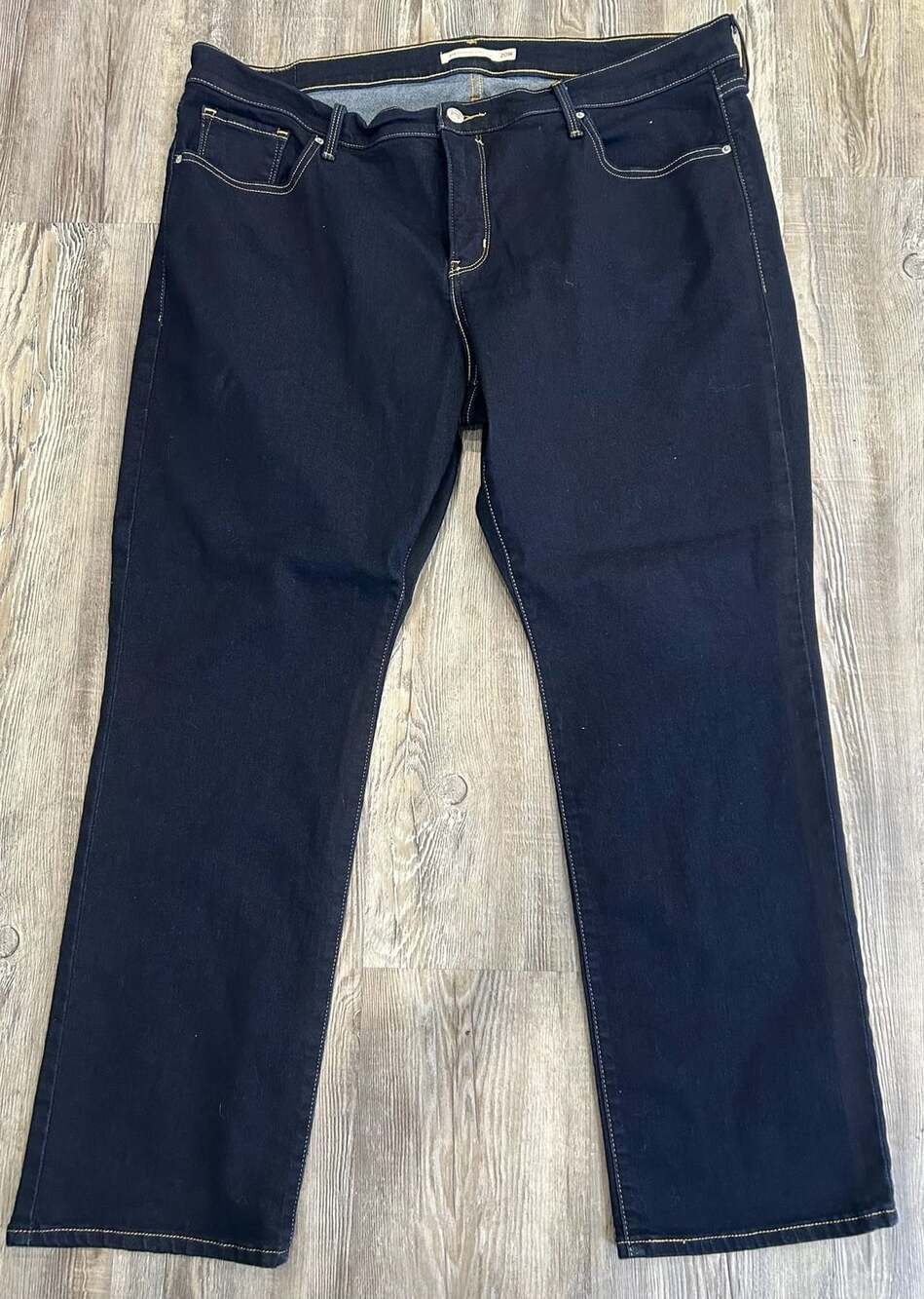 Levi's 724 High Rise Slim Straight Blue Jeans Size 20W
